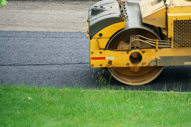 Best Interlocking Driveway Pavers  in Howell, MI
